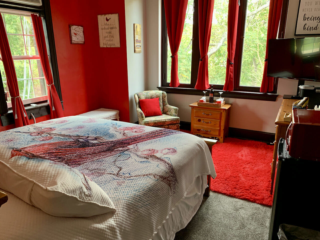 cardinalroom